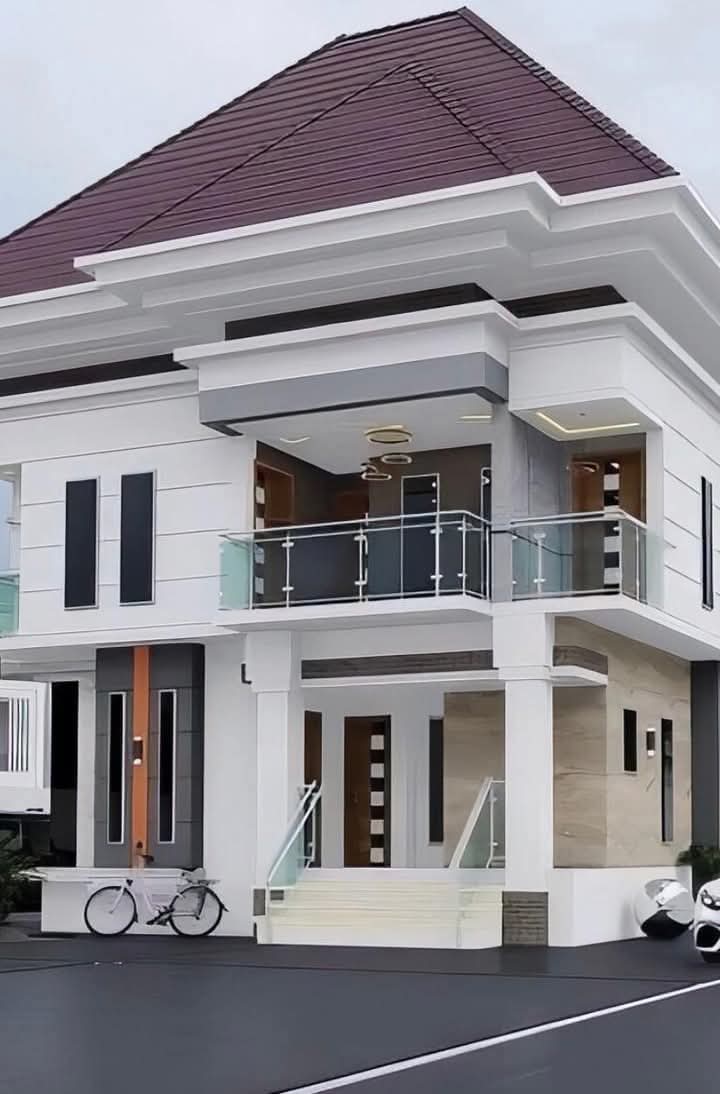 Balcony railing